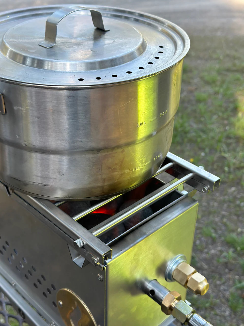LavaBox Over-Under Grill Thingy (Tabletop Size)