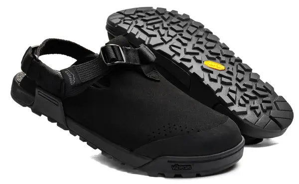 Bedrock Mountain Clog - Synthetic Suede (Obsidian Black)