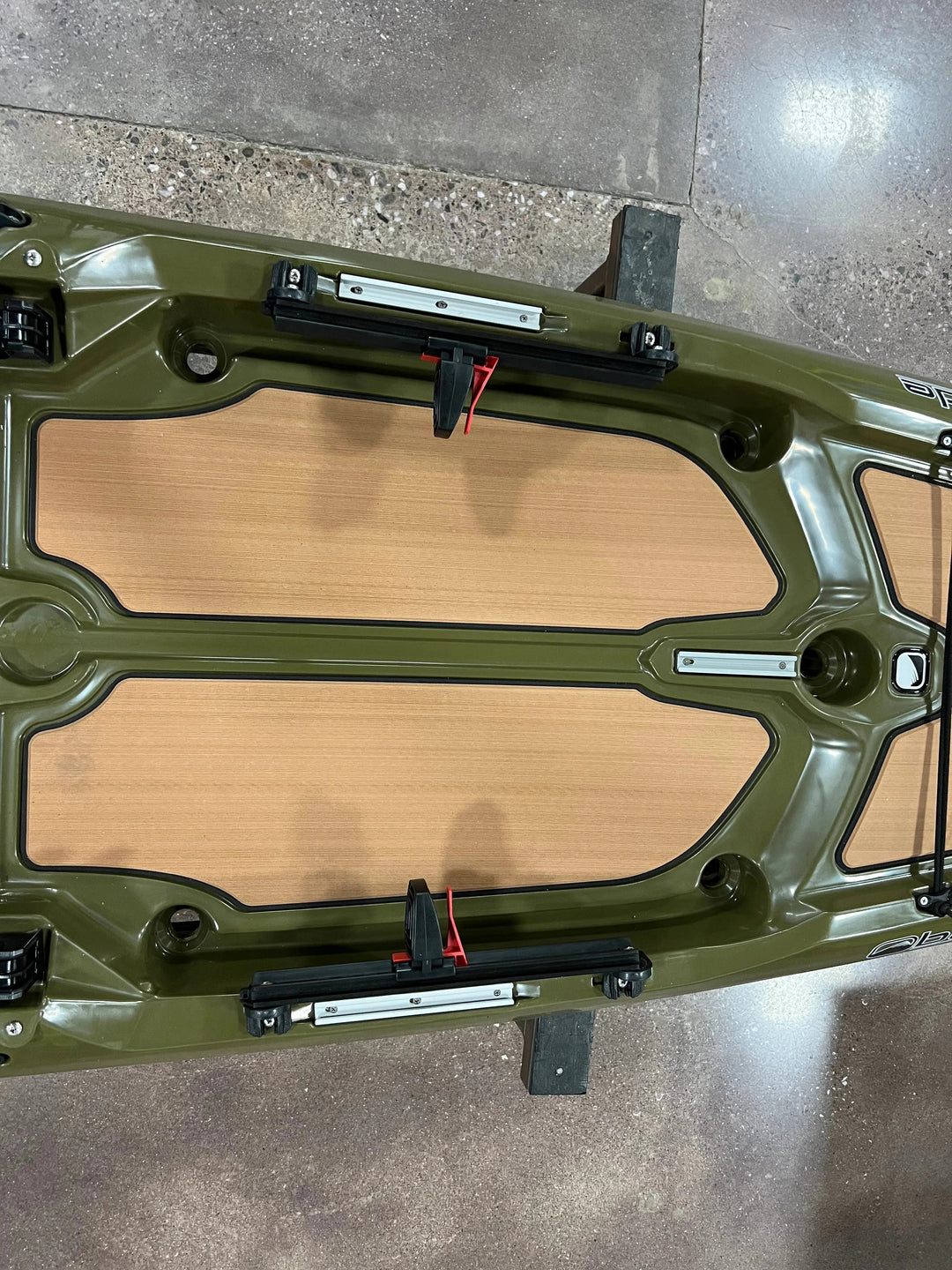 Liquidlogic SKF117/Versa Foot Rail and Pad Kit